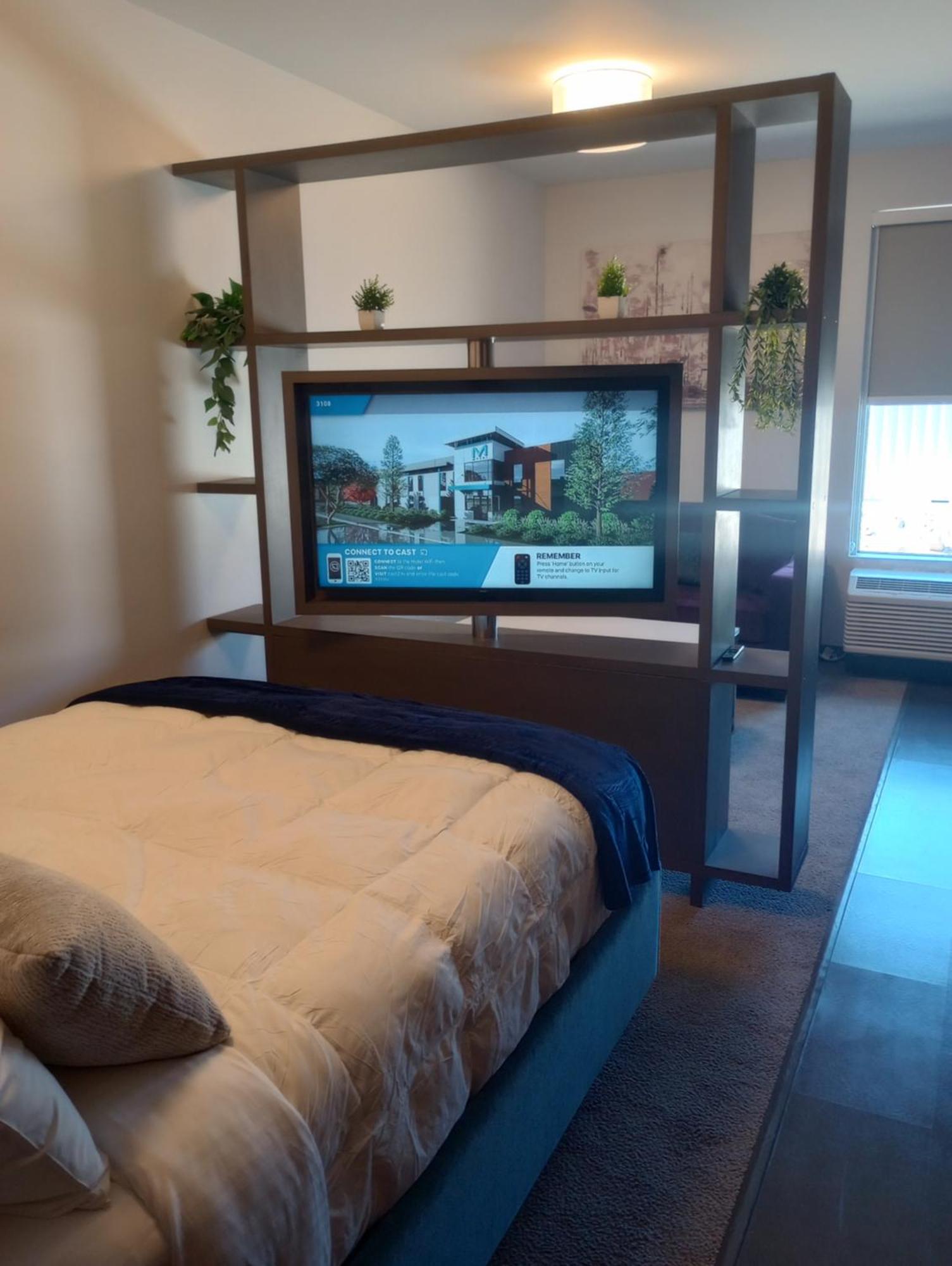 My Tri Suites Clark Экстерьер фото